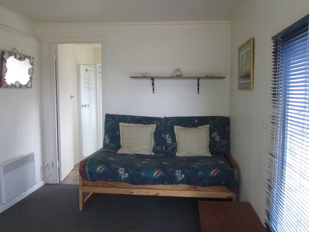Triabunna Cabin & Caravan Park Екстер'єр фото